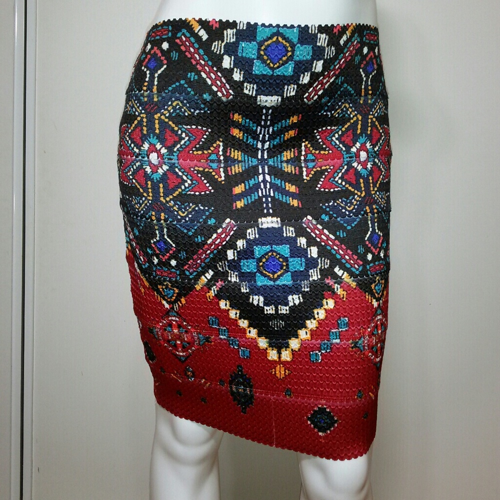 Xhiliration Western Fitted Skirt / (XS)/Petite